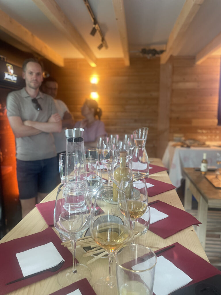 Rit 04 2026/27 Laurus Vini wijnproeverij